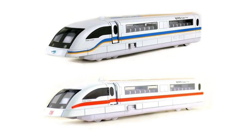 Transrapid 08 maglev model with the doors closed